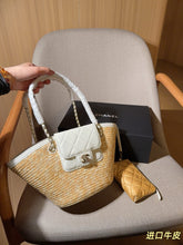 Load image into Gallery viewer, CC1392 Chanel Raffia Tote Bag / 18 x 19 x 12 cm
