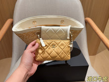 Load image into Gallery viewer, CC1392 Chanel Raffia Tote Bag / 18 x 19 x 12 cm

