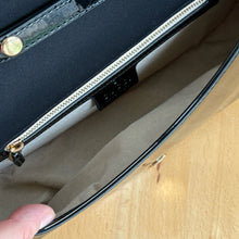 Load image into Gallery viewer, GC723 Gucci Blondie Medium Shoulder Bag / 11.6&quot;W x 4.9&quot;H x 2.7&quot;D
