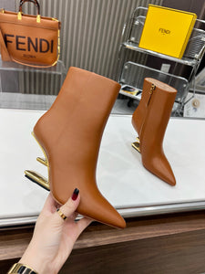 SE1281 FF First Boots / Size5-10