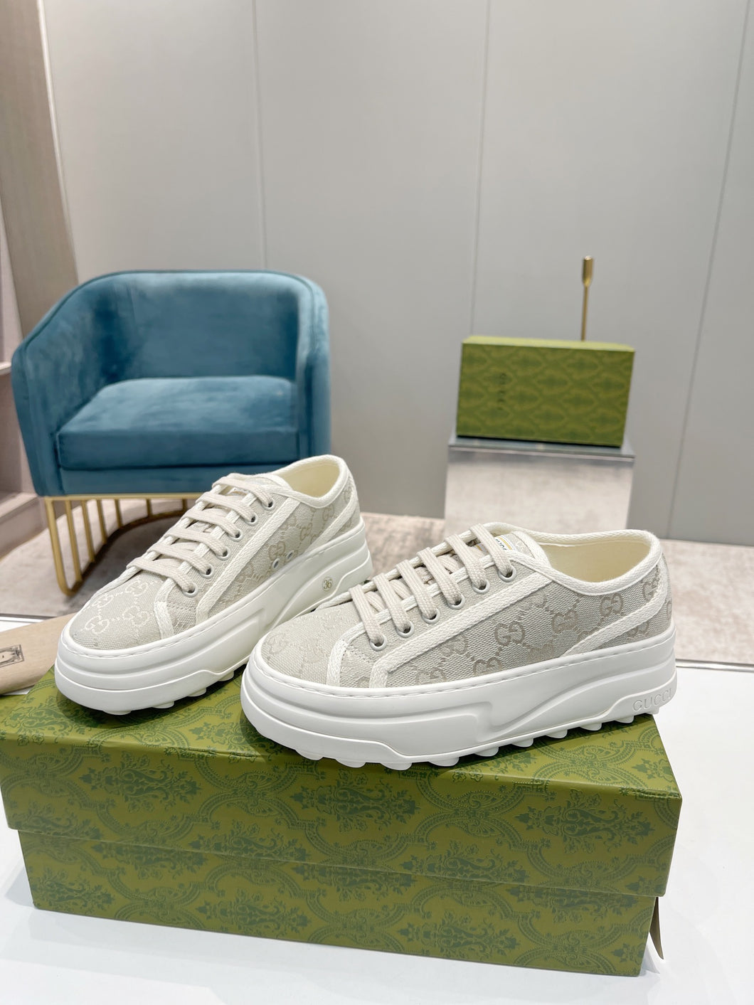 SE1146 GG Sneakers / Size5-11