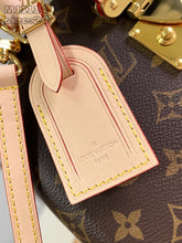 Load image into Gallery viewer, LB1127 Alma Trunk / HIGHEST QUALITY VERSION / 10.4 x 10.2 x 5.1 inches
