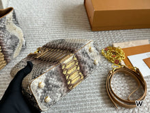 Load image into Gallery viewer, LB1295 Capucines Mini/BB
