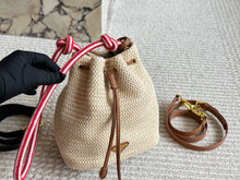 Load image into Gallery viewer, PD366 Crochet Mini  Bucket Bag / 7.5x5.9x3.9inch
