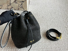 Load image into Gallery viewer, PD366 Crochet Mini  Bucket Bag / 7.5x5.9x3.9inch

