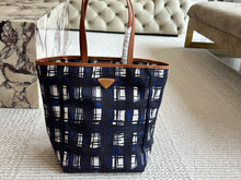 Load image into Gallery viewer, PD367 Small Tote Bag / 11x13.8x5.9inch
