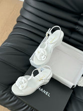 Load image into Gallery viewer, SE1396 CC Sandals / Size5-10
