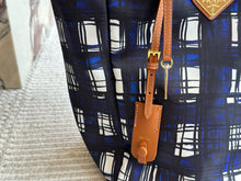 Load image into Gallery viewer, PD367 Small Tote Bag / 11x13.8x5.9inch
