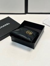 Load image into Gallery viewer, CC901 Small Flap Wallet
