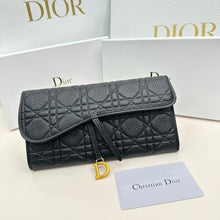Load image into Gallery viewer, DR366 Dior Dahlia Wallet / 7.4x4.1x1.3inch

