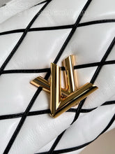 Load image into Gallery viewer, LB896 GO-14 MM / HIGHEST QUALITY VERSION / 9.1 x 6.3 x 3.9 inches
