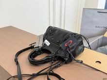 Load image into Gallery viewer, BCG072 Balenciaga Classic City Bag / 24 x 15 cm

