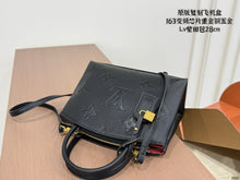 Load image into Gallery viewer, LB1451 Louis Vuitton Montaigne MM / 28 x 21 x 12 cm
