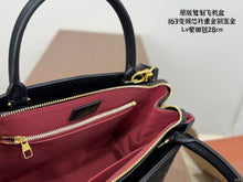 Load image into Gallery viewer, LB1451 Louis Vuitton Montaigne MM / 28 x 21 x 12 cm
