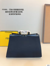 Load image into Gallery viewer, FF285 Large Shopping Bag / 16.1x6.7x8.3inch
