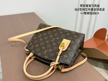 Load image into Gallery viewer, LB1452 Louis Vuitton Montaigne MM / 28 x 21 x 12 cm
