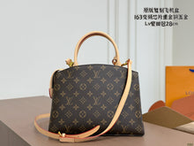 Load image into Gallery viewer, LB1452 Louis Vuitton Montaigne MM / 28 x 21 x 12 cm
