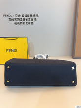 Load image into Gallery viewer, FF285 Large Shopping Bag / 16.1x6.7x8.3inch
