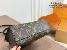 Load image into Gallery viewer, LB1453 Louis Vuitton Sac Plat BB / HIGHEST QUALITY VERSION / 21 x 22 cm
