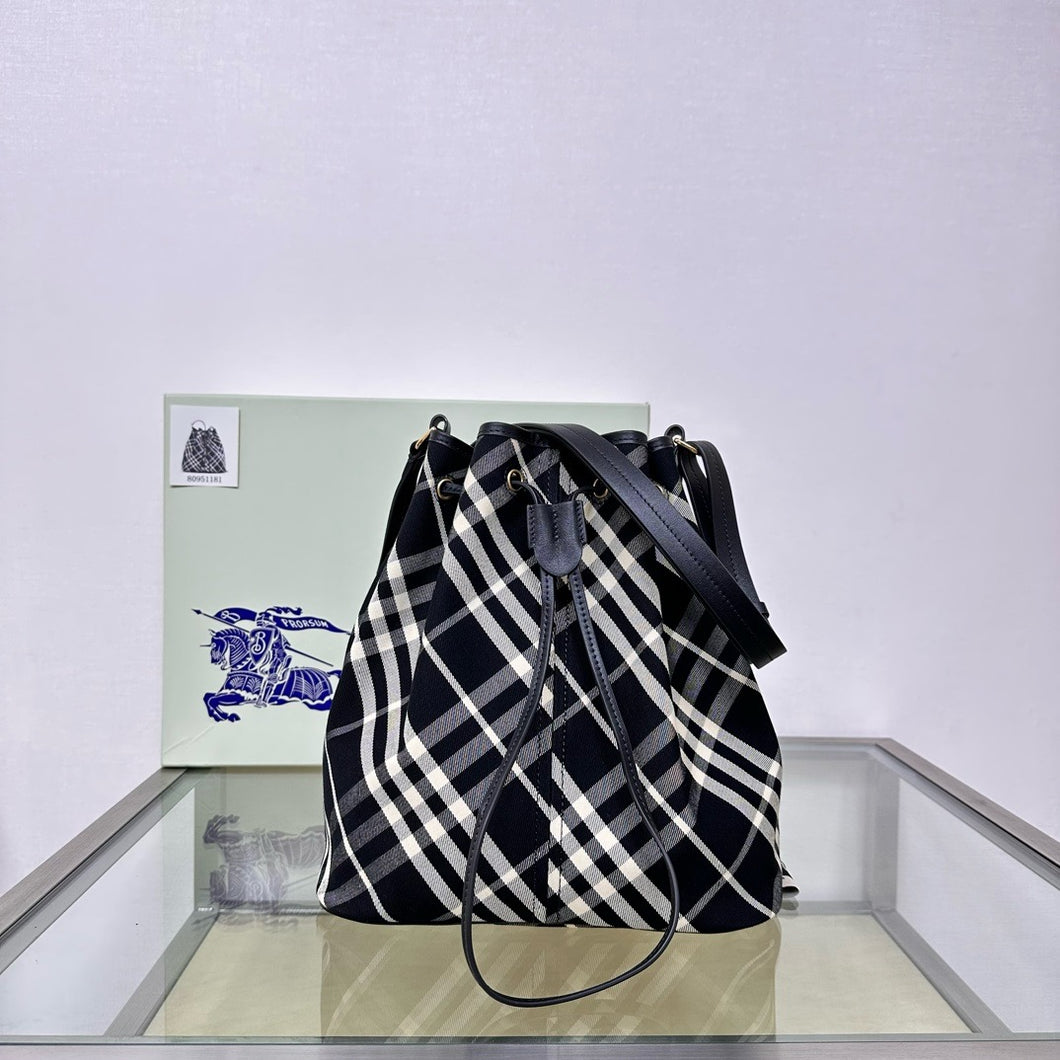 BUR132 Medium Check Bucket Bag / 10.8 x 6.3 x 22.4in / HIGHEST QUALITY VERSION
