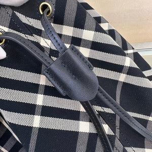 BUR132 Medium Check Bucket Bag / 10.8 x 6.3 x 22.4in / HIGHEST QUALITY VERSION
