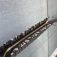 Load image into Gallery viewer, DR328 30 Montaigne Pouch / HIGHEST QUALITY VERSION / 10 x 8 x 2 inches
