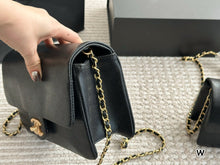 Load image into Gallery viewer, CC1067 Mini/Small Flap Bag

