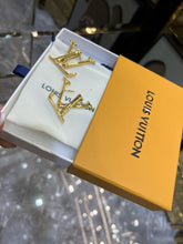 Load image into Gallery viewer, JW973 LB Earrings
