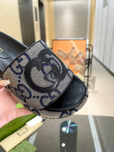 Load image into Gallery viewer, SE1126 Women&#39;s Jumbo GG Platfor Slide Sandal / Size5-12
