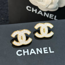 Load image into Gallery viewer, JW902 CC Earrings
