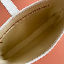 Load image into Gallery viewer, GC785 Gucci La Famiglia Shoulder Bag /  HIGHEST QUALITY VERSION / 28 x 19 x 4.5 cm
