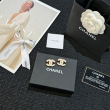 Load image into Gallery viewer, JW902 CC Earrings
