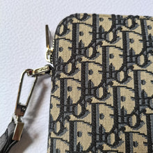 Load image into Gallery viewer, MBG061 Pouch / HIGHEST QUALITY VERSION / 12 x 8 inches
