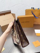 Load image into Gallery viewer, LB861 Toiletry Pouch / 9.4x7.2x2inch
