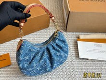 Load image into Gallery viewer, LB1338 Pochette Valley / 8.3 x 5.9 x 2.8 inches
