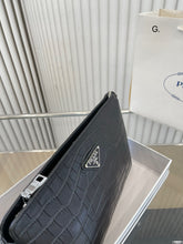 Load image into Gallery viewer, PD260 Small Pouch / 10.6x7.4inch
