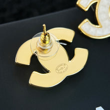 Load image into Gallery viewer, JW902 CC Earrings
