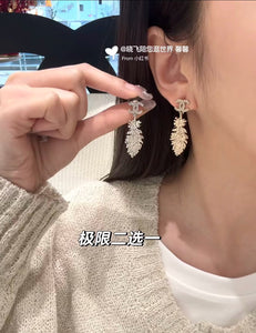 JW975 CC Spring-Summer 2025 Pendant Earrings