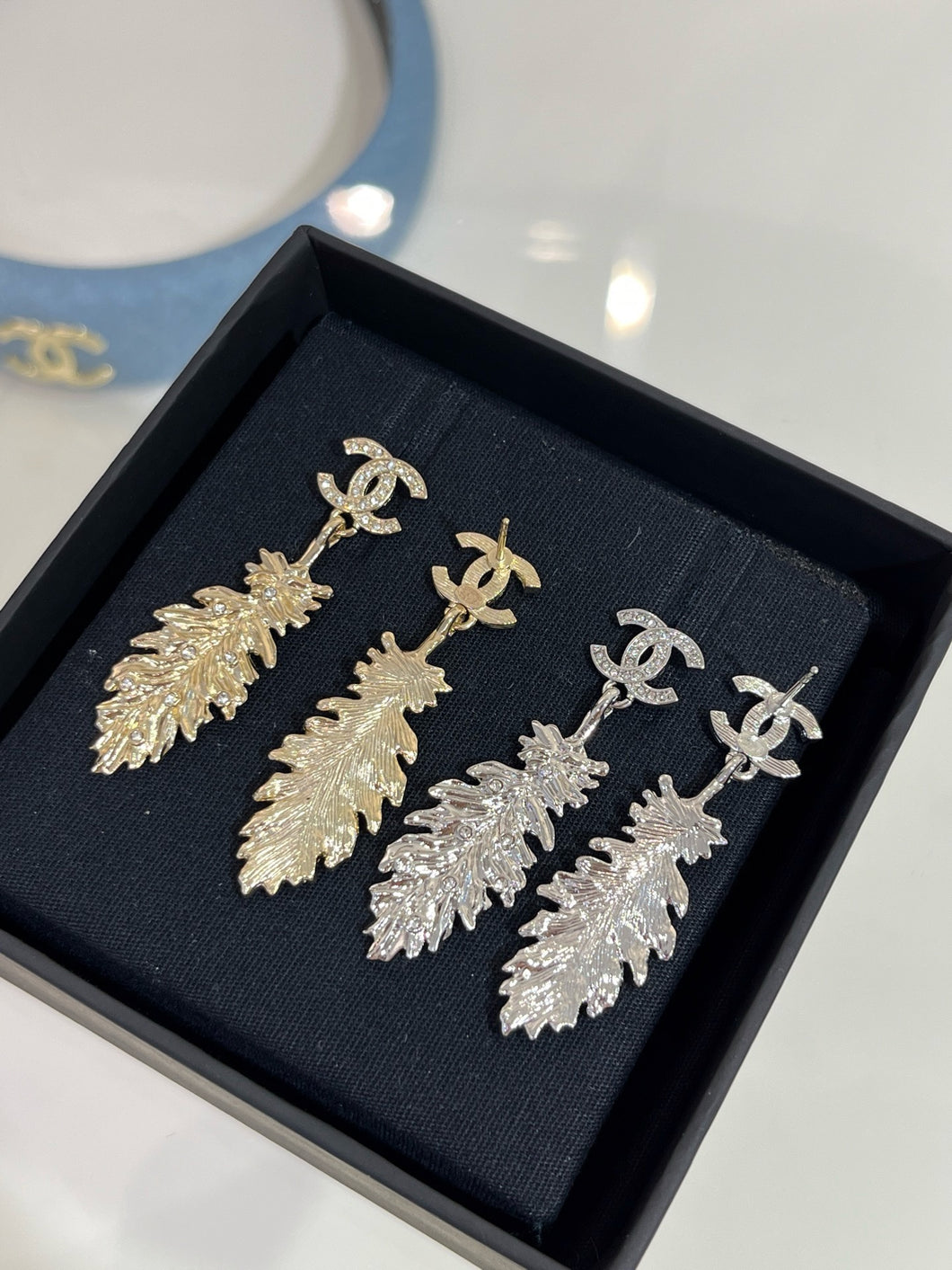 JW975 CC Spring-Summer 2025 Pendant Earrings