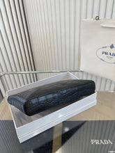 Load image into Gallery viewer, PD260 Small Pouch / 10.6x7.4inch
