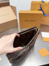 Load image into Gallery viewer, LB861 Toiletry Pouch / 9.4x7.2x2inch
