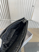 Load image into Gallery viewer, PD260 Small Pouch / 10.6x7.4inch
