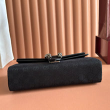 Load image into Gallery viewer, GC788 Gucci Dionysus Medium Shoulder Bag / HIGHEST QUALITY VERSION / 28 x 14 x 7 cm
