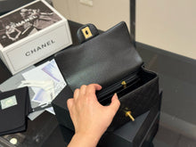 Load image into Gallery viewer, CC1192 Mini Flap Bag with Top Handle / 4.7 x 7.7 x 2.6in
