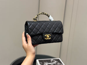 CC1192 Mini Flap Bag with Top Handle / 4.7 x 7.7 x 2.6in