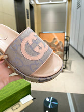 Load image into Gallery viewer, SE1127 Women&#39;s Jumbo GG Platfor Slide Sandal / Size5-12
