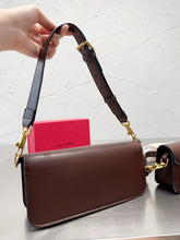 Load image into Gallery viewer, VLTN087 LOCÒ CALFSKIN SHOULDER BAG / Small/Medium
