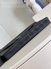 Load image into Gallery viewer, MBG055 S Lock Briefcase / HIGHEST QUALITY VERSION / 15.4 x 11.8 x 1.6 inches
