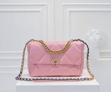 Load image into Gallery viewer, CC1071 CHANEL 19 Handbag / Small/Medium
