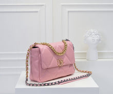 Load image into Gallery viewer, CC1071 CHANEL 19 Handbag / Small/Medium
